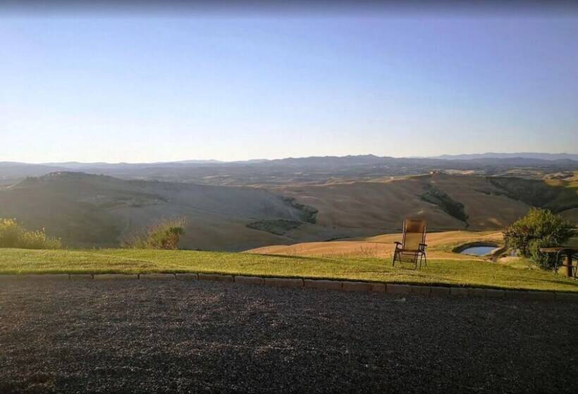 田舎風ホテル Agriturismo Le Crete