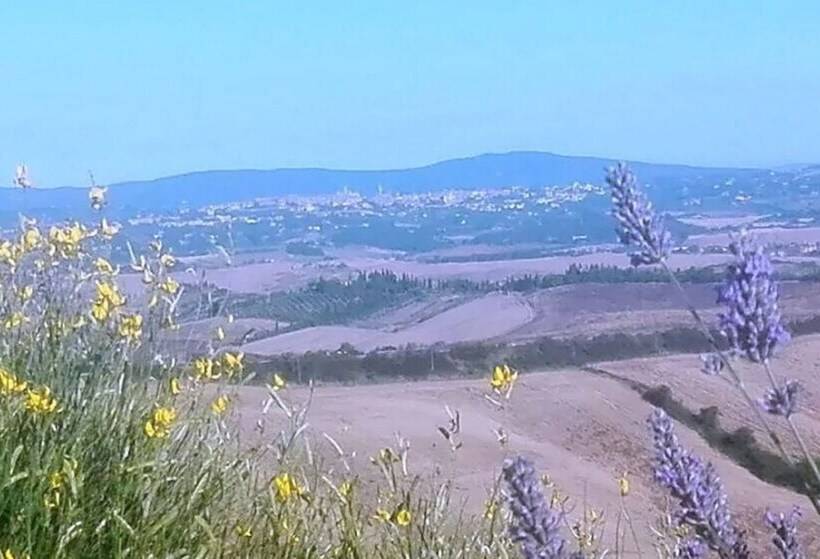 田舎風ホテル Agriturismo Le Crete