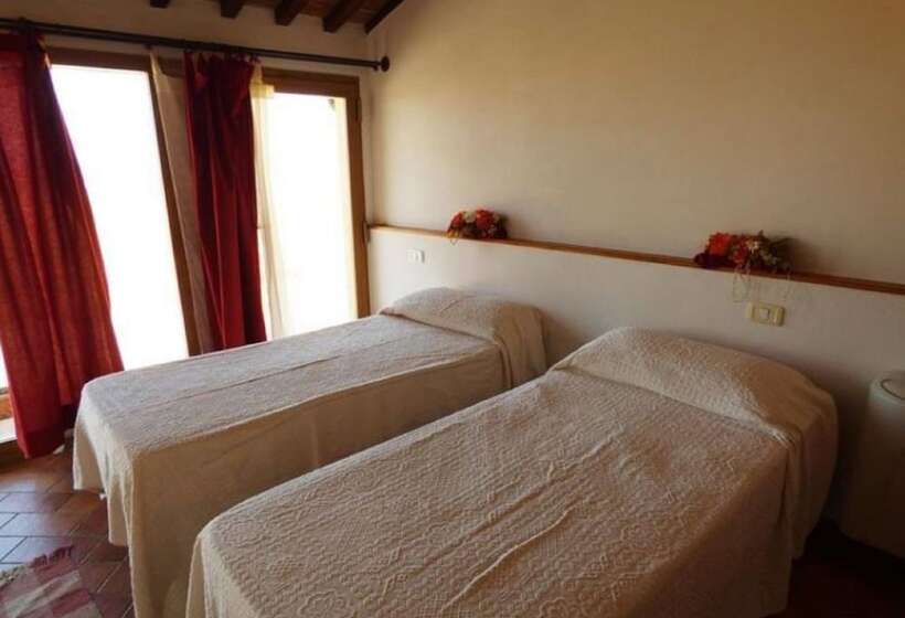 田舎風ホテル Agriturismo Le Crete