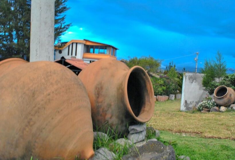 فندق ريفى Bella Vista Pujili