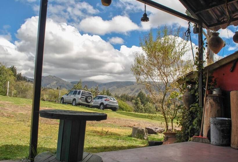 فندق ريفى Bella Vista Pujili