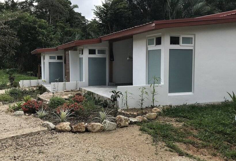 فندق Sattva Land