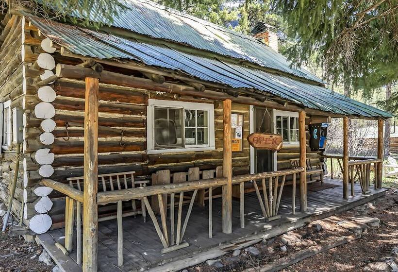 ホテル Sawtooth Lodge