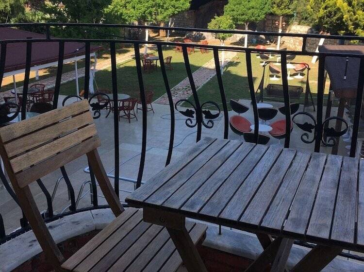 בית מלון כפרי Selene