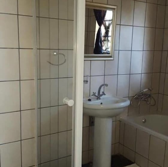 בית מלון כפרי St Bernards Peak Mountain Lodge