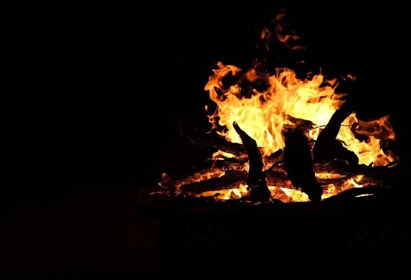 هتل Starwatching Private Camp