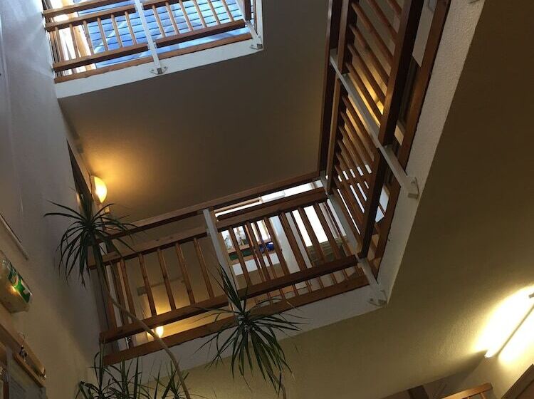 בית מלון כפרי Tour