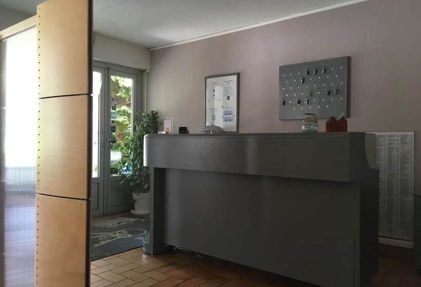 בית מלון כפרי Tour