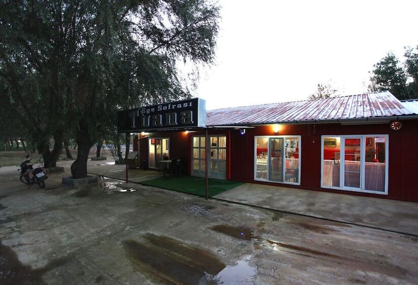 בית מלון כפרי Tuana Tatil Koyu