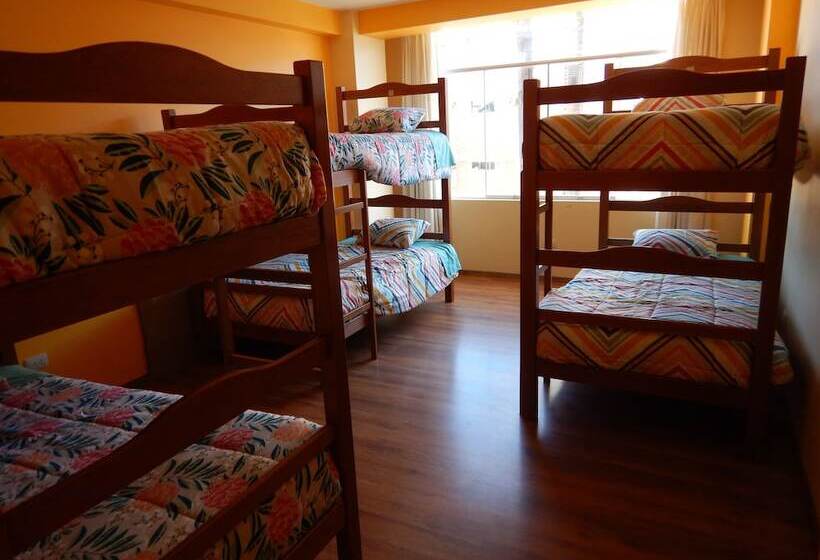 La Casa De Gloria B&b Hostel