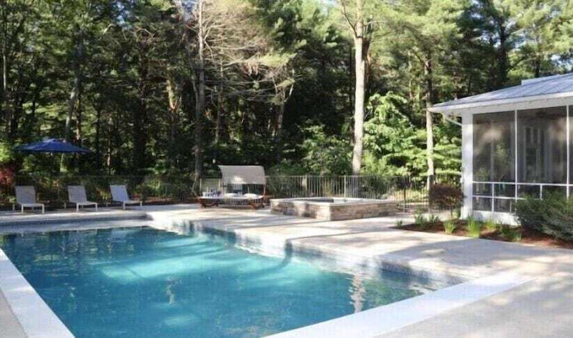 Lake Trail Treehouse