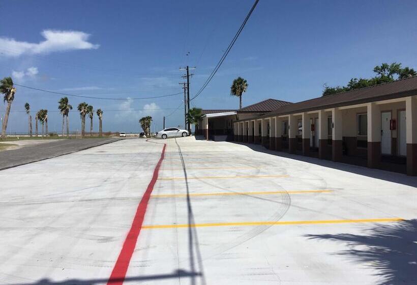 فندق على الطريق Bay View Inn