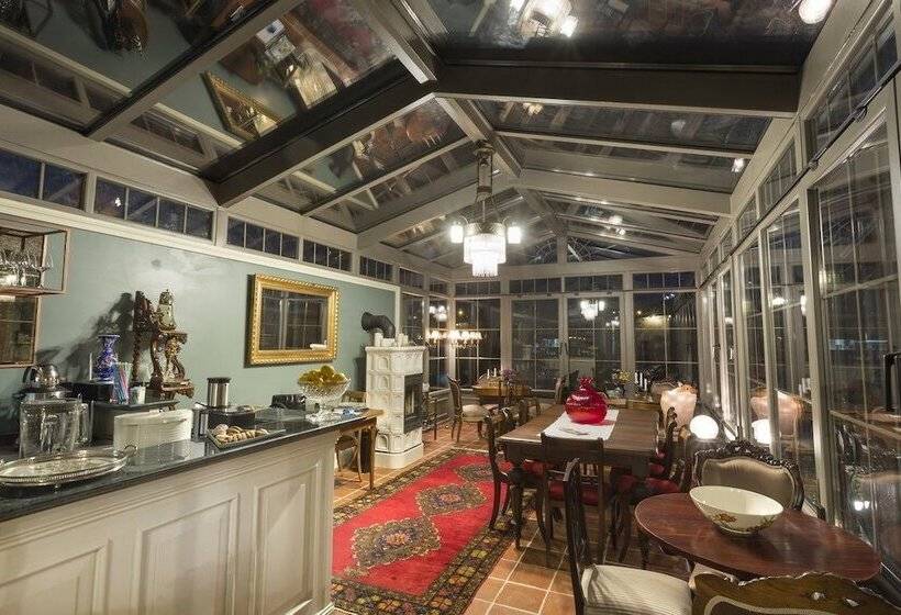 Narimor Urla Butik Otel