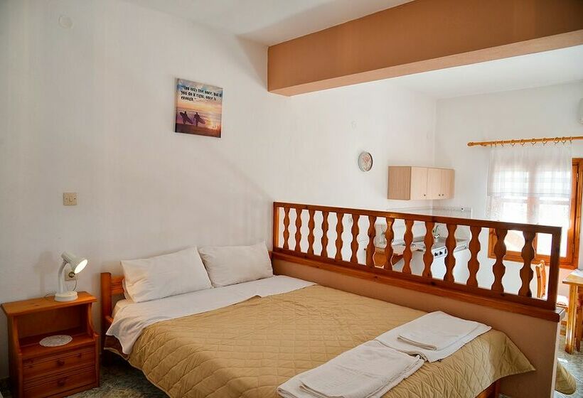 پانسیون Ambeles Apartments