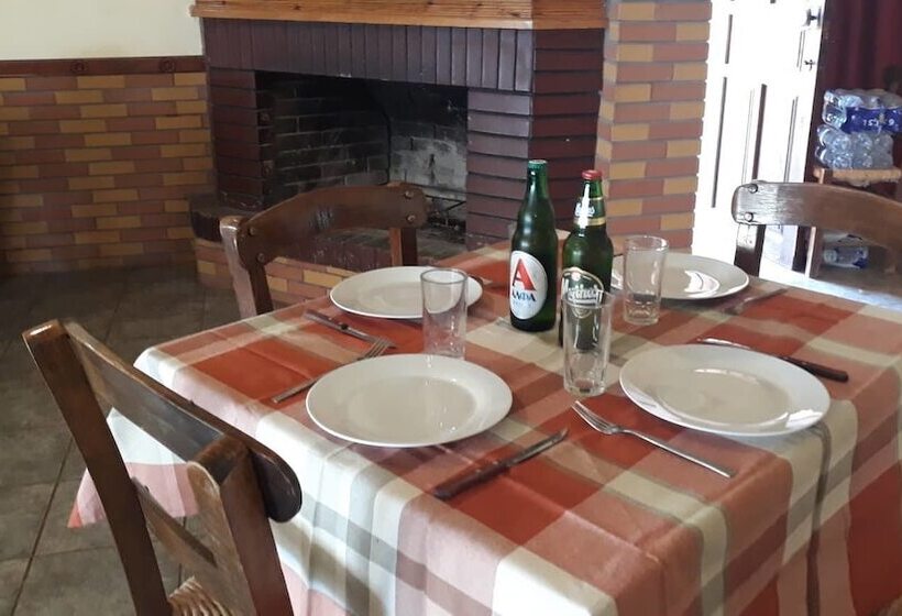 پانسیون Ambeles Apartments