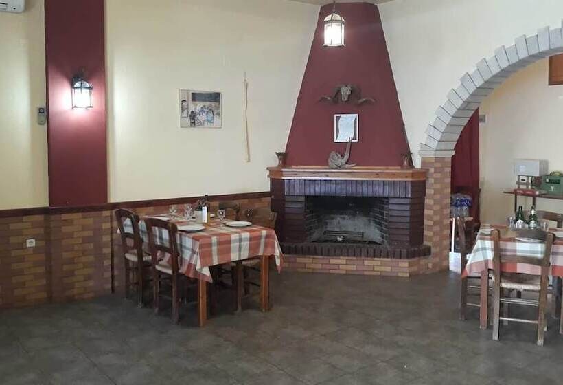 پانسیون Ambeles Apartments