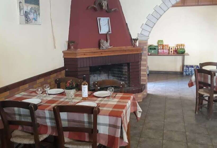 پانسیون Ambeles Apartments