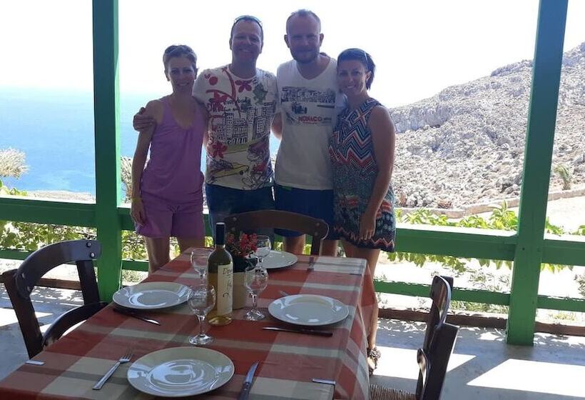 پانسیون Ambeles Apartments