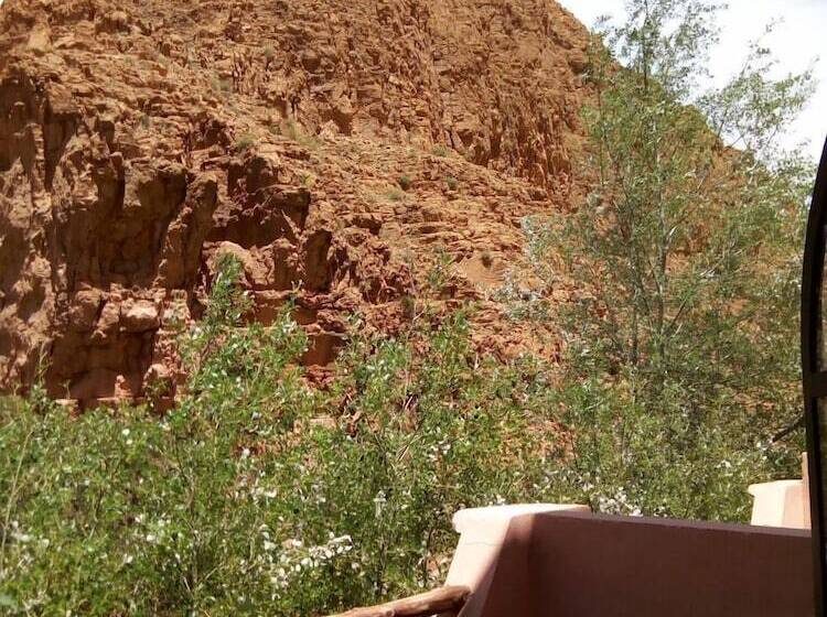 پانسیون Auberge Tissadrine