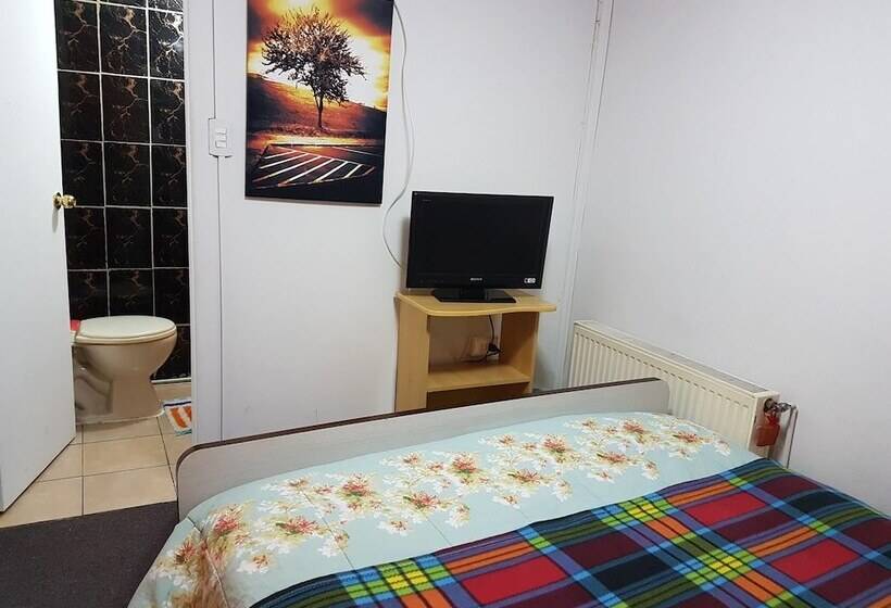 بنسيون Hospedaje Betty