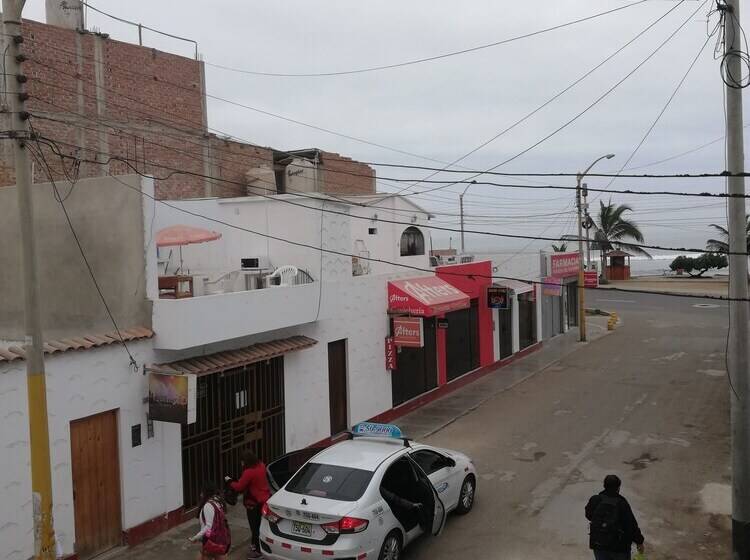 پانسیون Hospedaje Restaurant Oceano