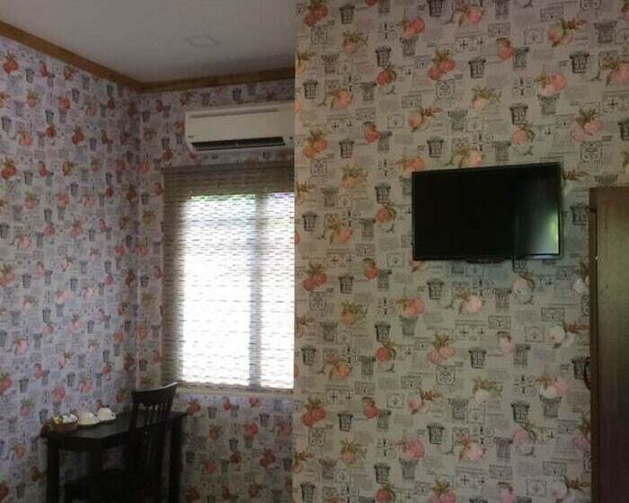 פנסיון Kelulut Lodge