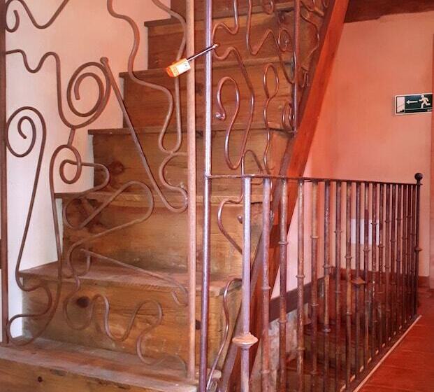 بنسيون La Pedraza Casa Rural