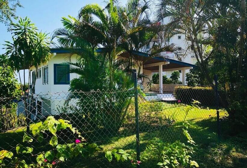 펜션 La Perla De Farallon Bed And Breakfast