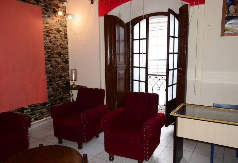 پانسیون Mandragora Hostel