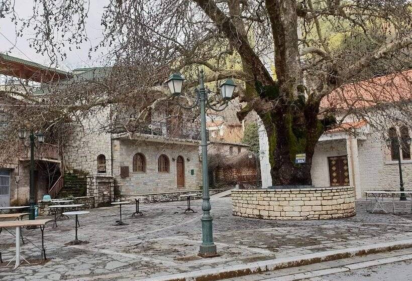 پانسیون Mansion Of Kertezis