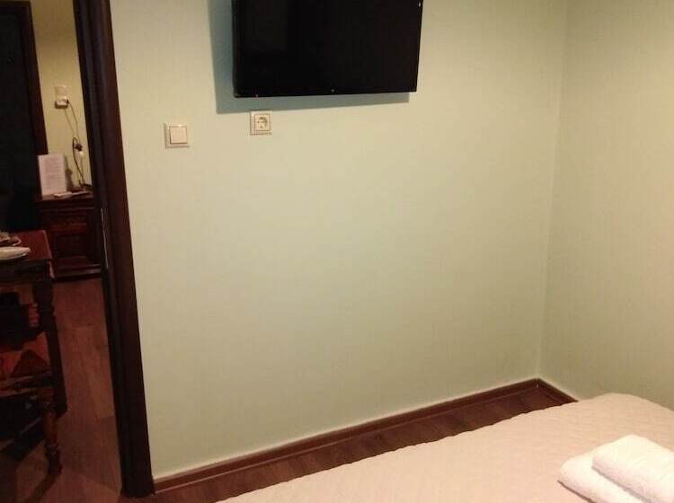 پانسیون Mansion Of Kertezis