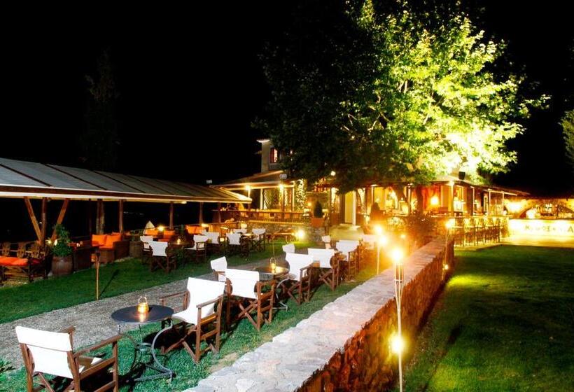 פנסיון Mythoxenia