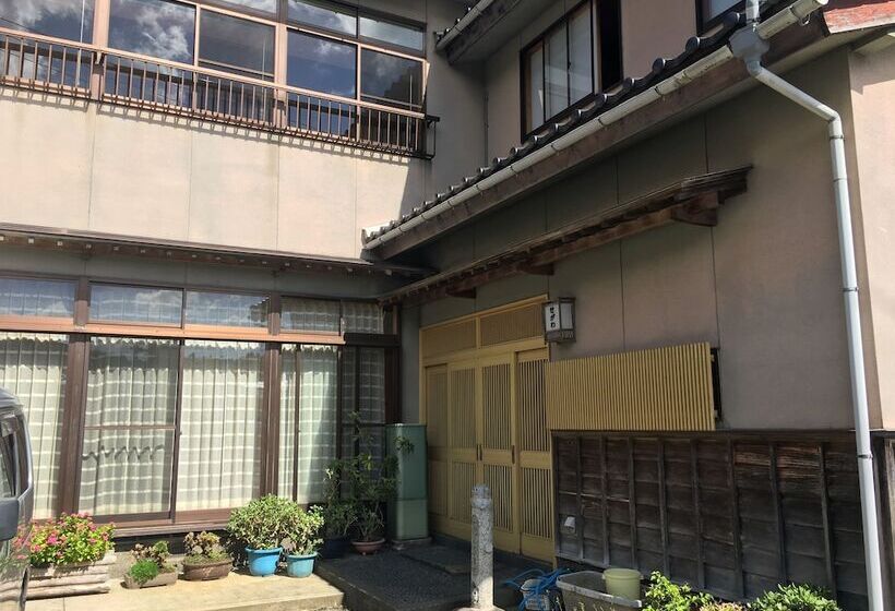 بنسيون Noto Shimayado Segawa