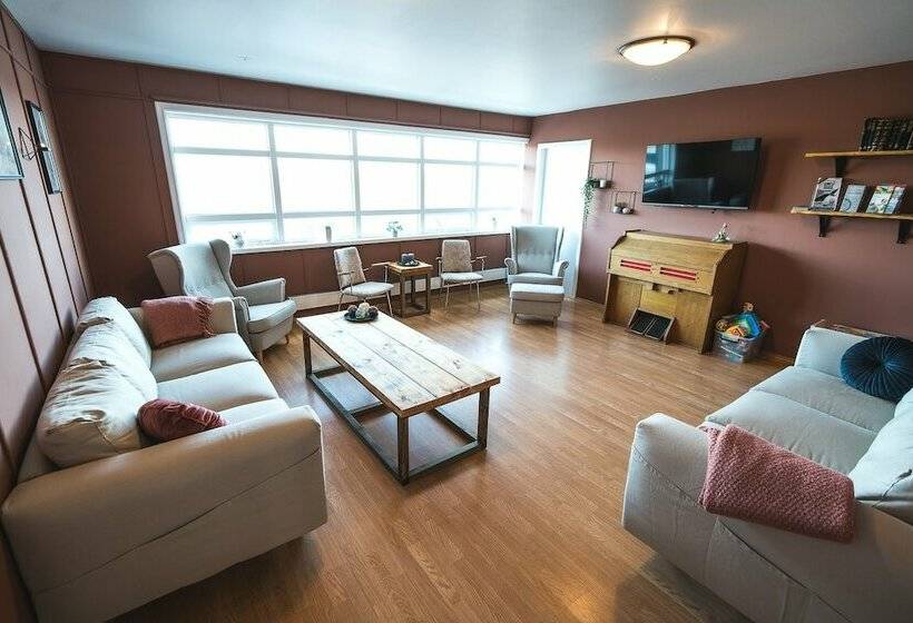 پانسیون Skulagardur