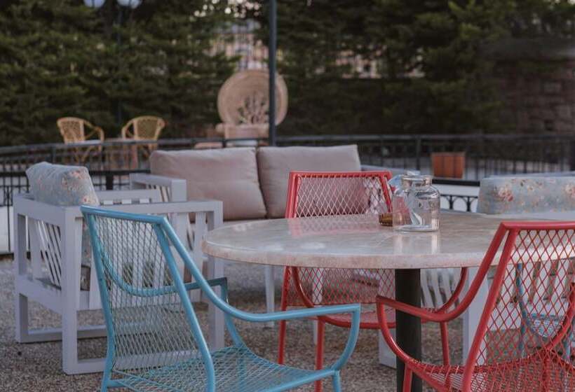 پانسیون Sourediko