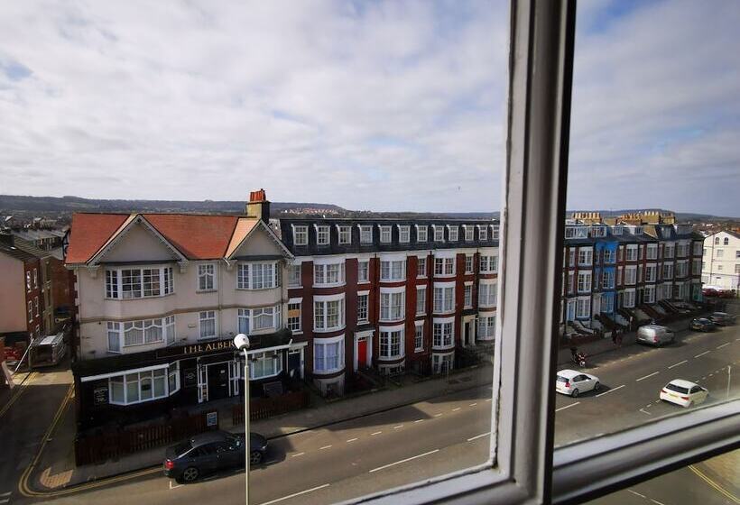 膳宿费 The Thoresby   Room Only