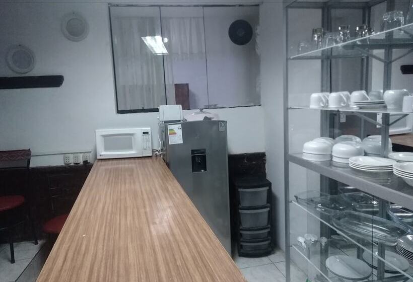 پانسیون Union Wasi 238