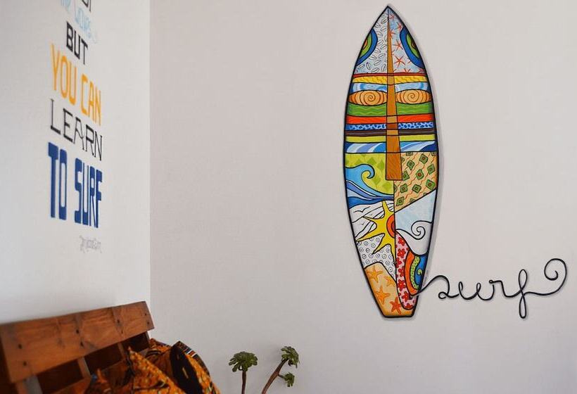 Pi Guest House   Hostel