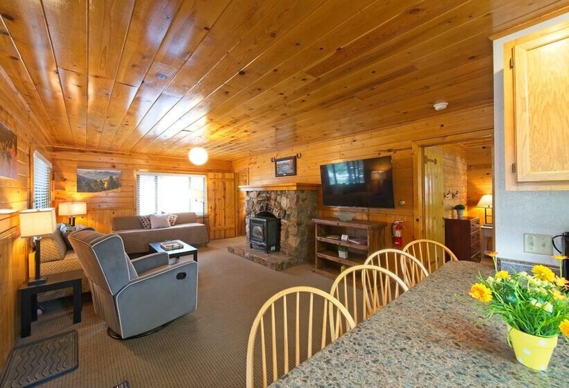 Private Mountain Casita Cabin