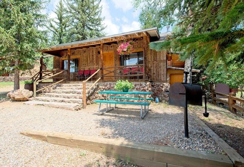 Private Mountain Casita Cabin