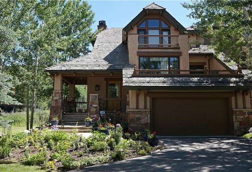 Snowmass Village By Gondola Resorts