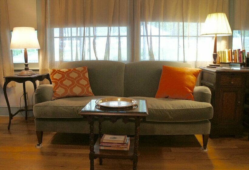 The Baker House Bed & Breakfast