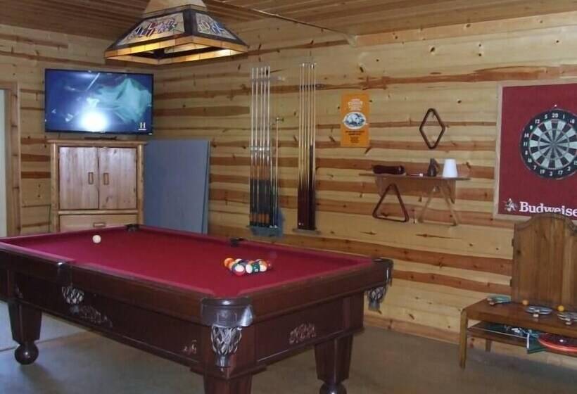 Turkey Feather Nevaeh Cabin Rentals