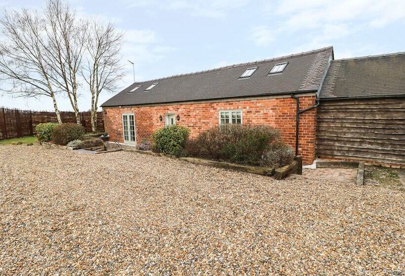 Barnfields Holiday Cottage