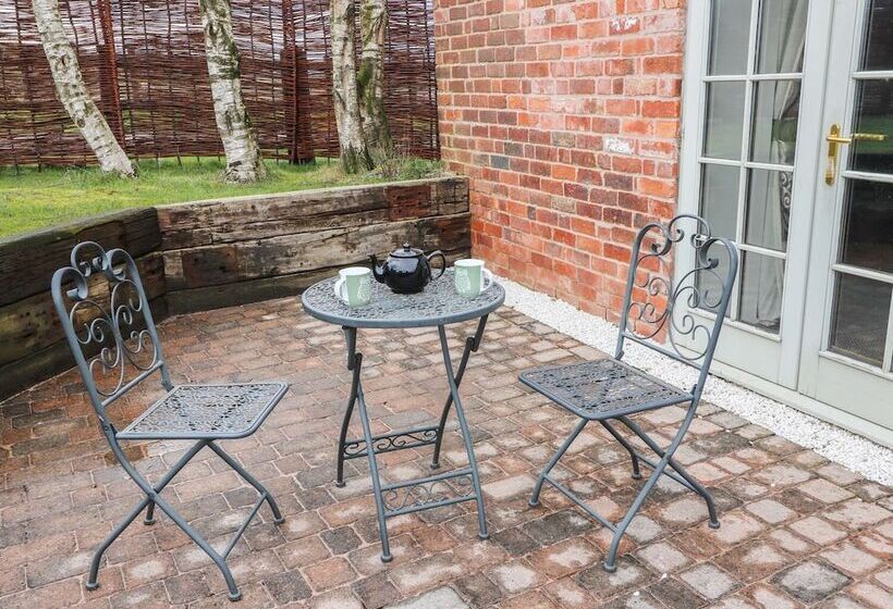 Barnfields Holiday Cottage