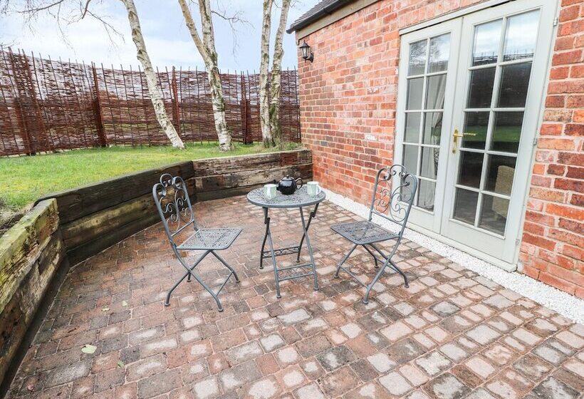 Barnfields Holiday Cottage