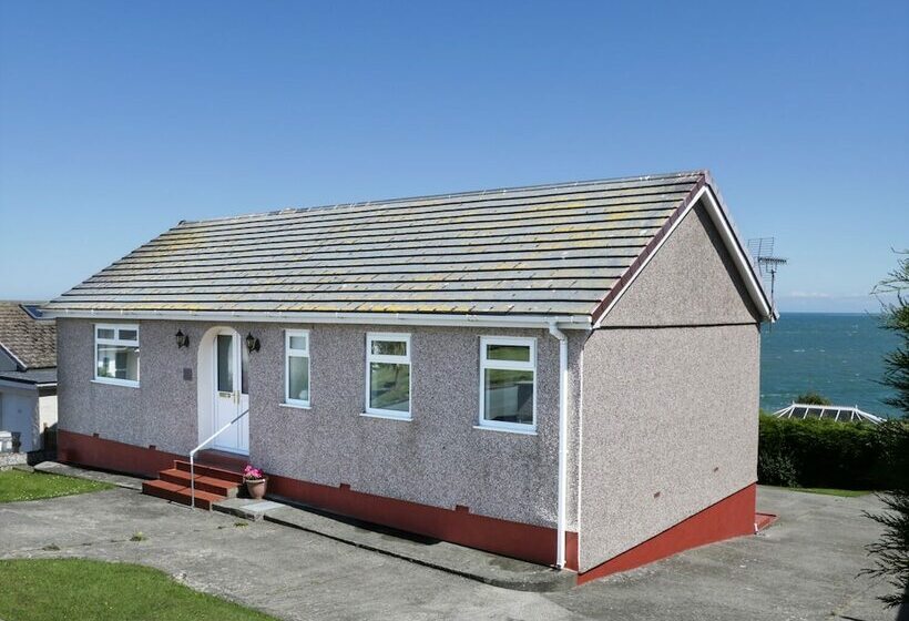 Bay Lodge