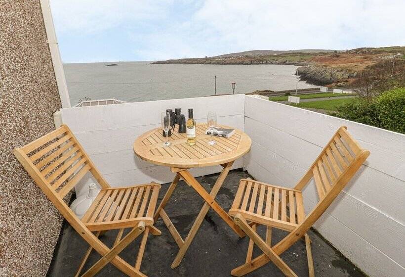 Bay Lodge