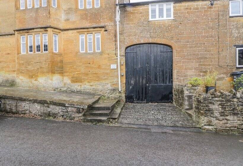 Bower Coach House