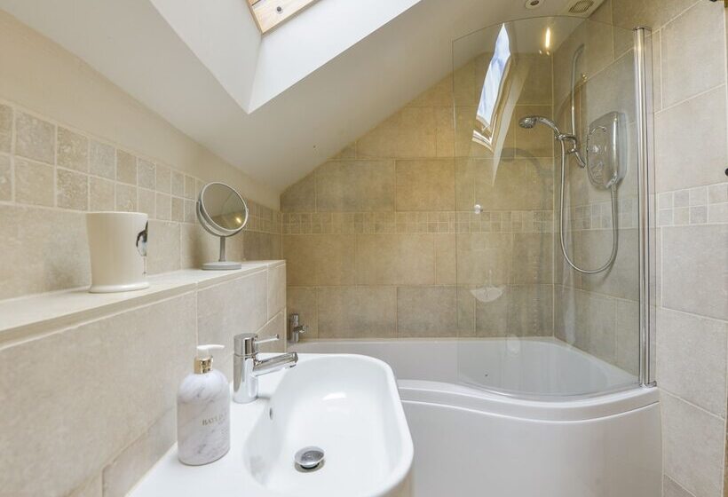 Butterbrook Coach House